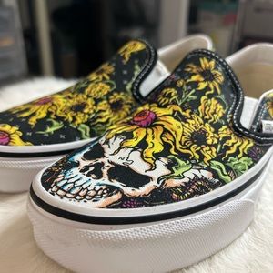 VANS Classic Slip On Floral/Skull Canvas Low Top Shoes Mens 3.5/Womens 5